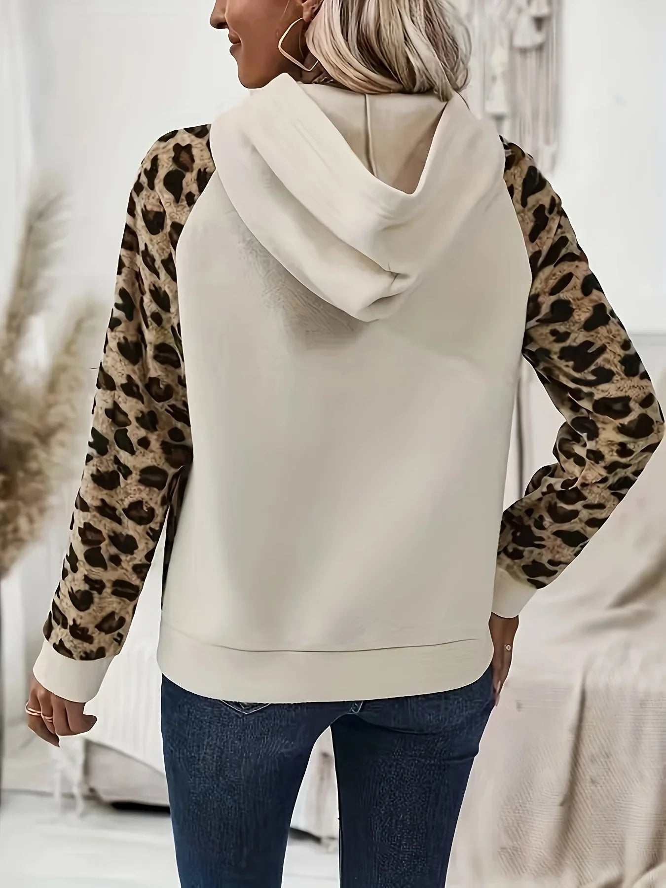 MTM Leopard Print Front Button-Up Hoodie
